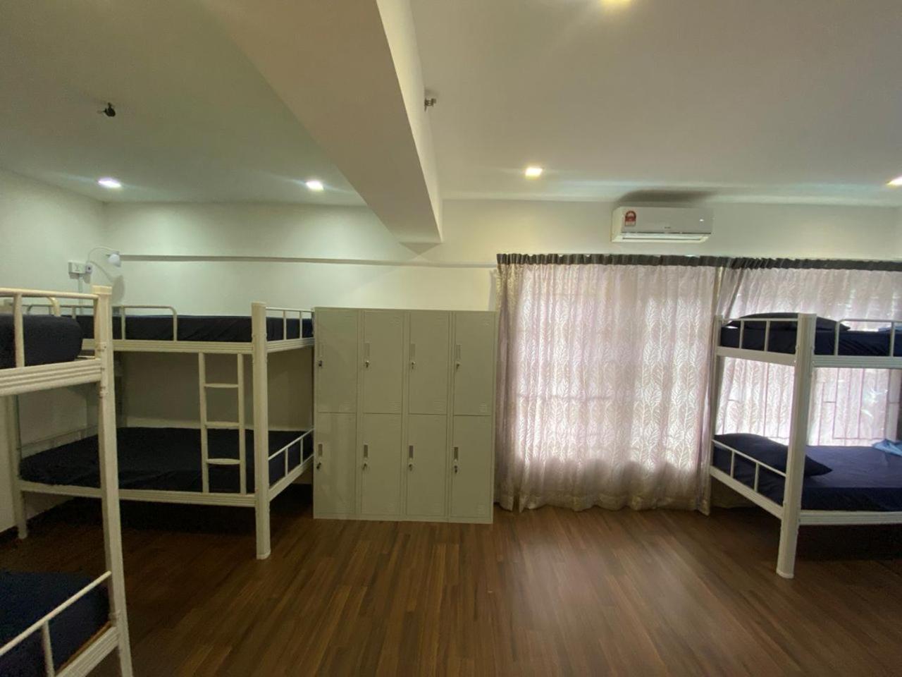 Wakakapackers Hostal *